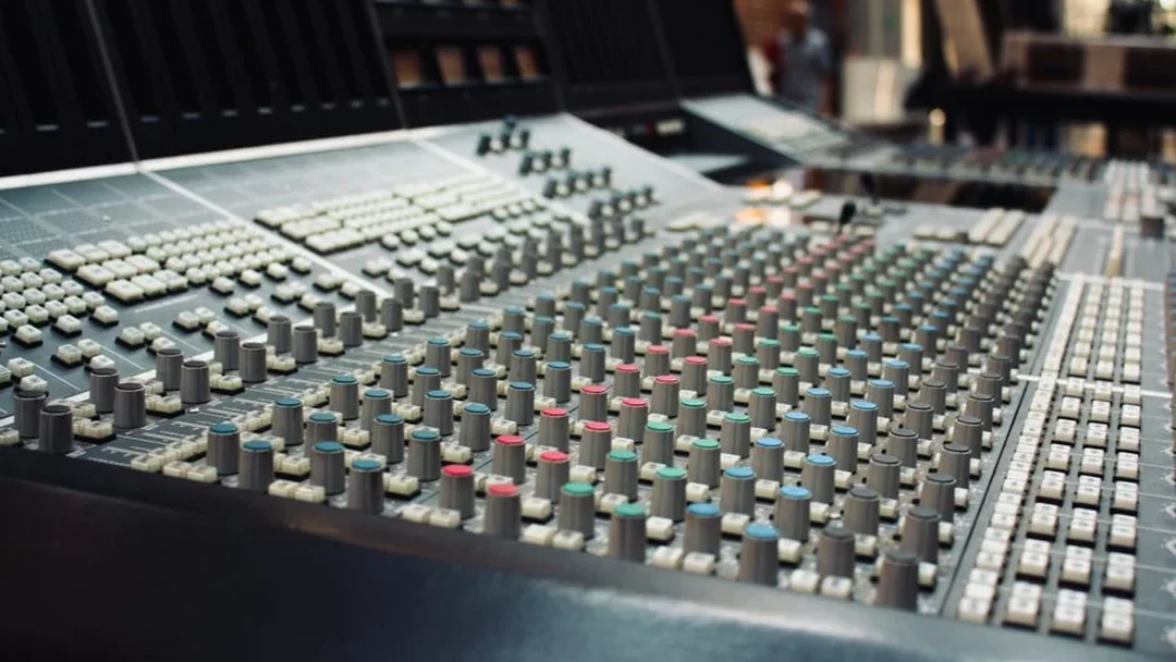 Consoles et interfaces audio